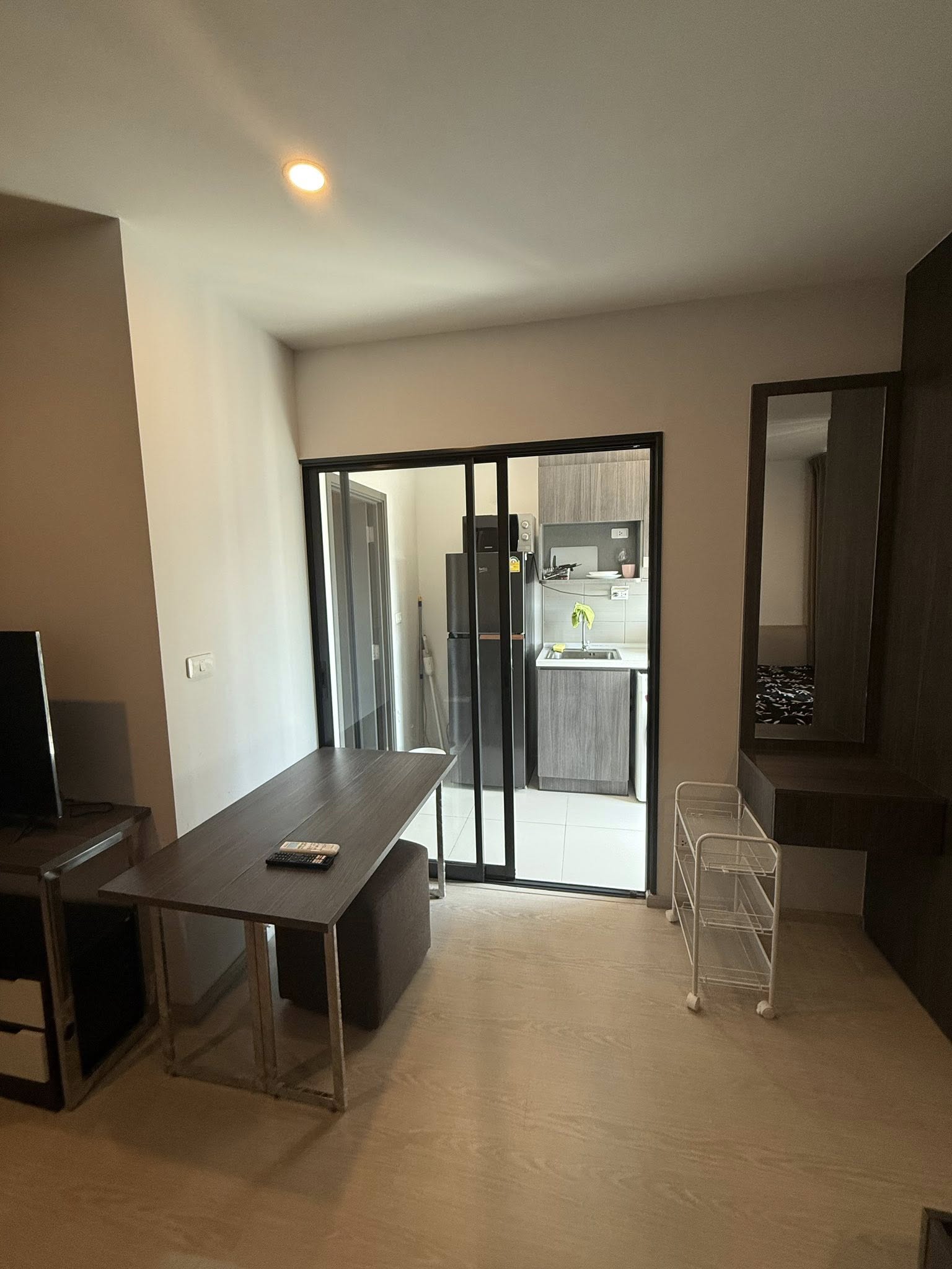 One Bedroom Condo For Rent