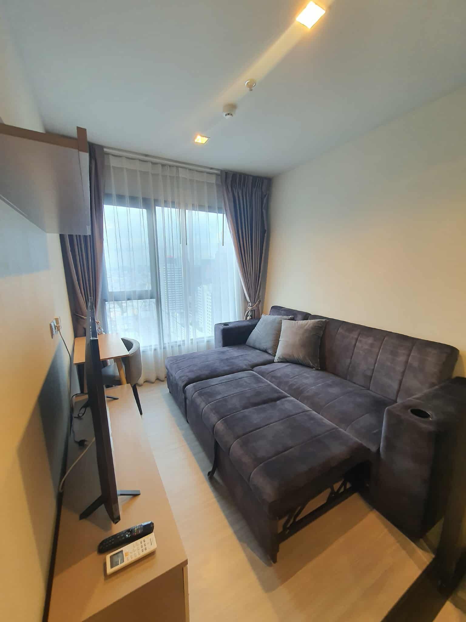 One Bedroom Condo For Rent