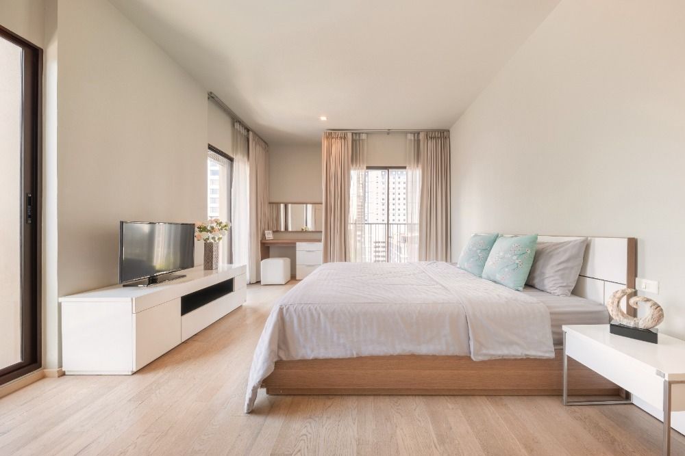 One Bedroom Condo For Rent