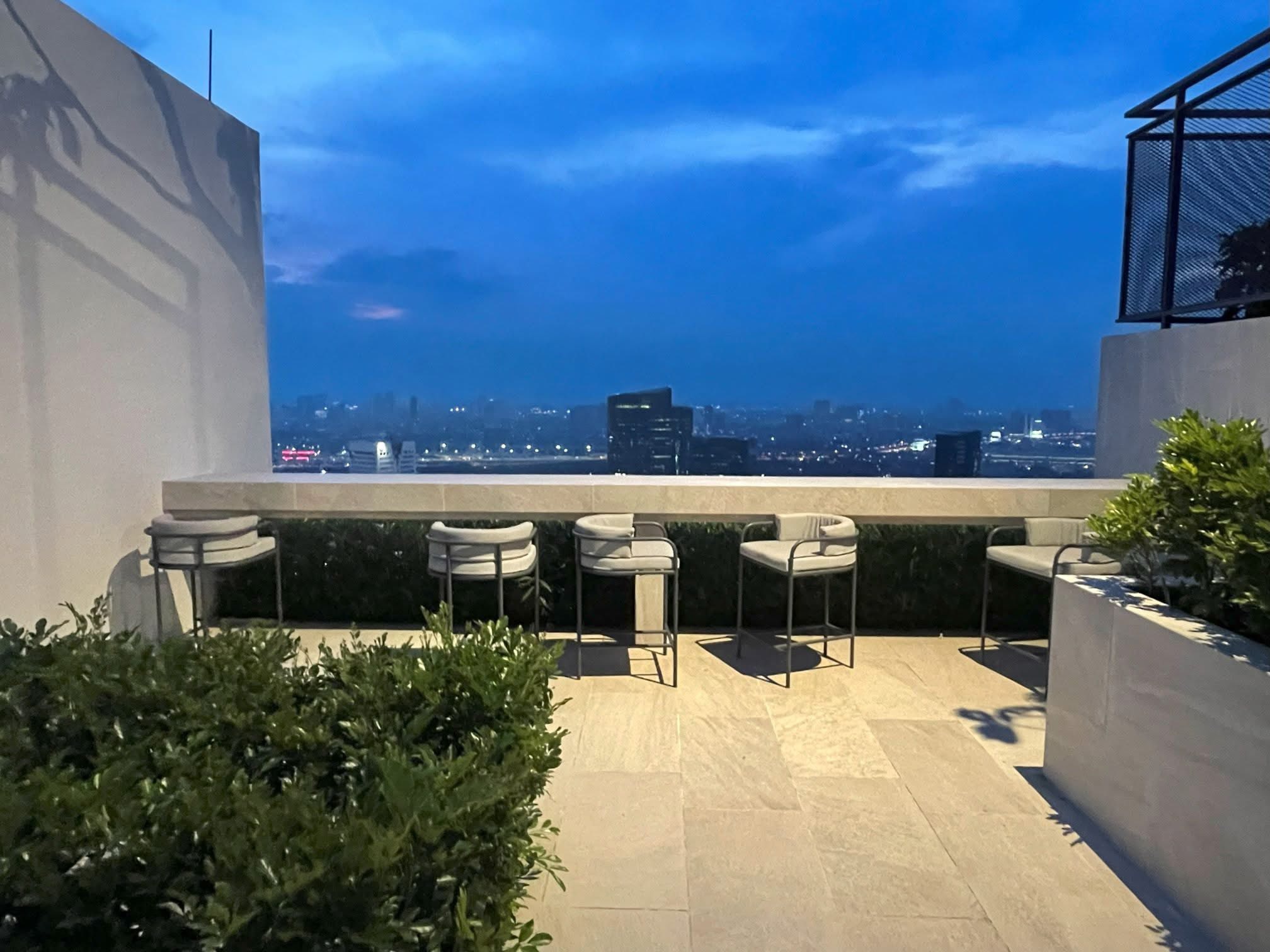 One Bedroom Condo For Rent