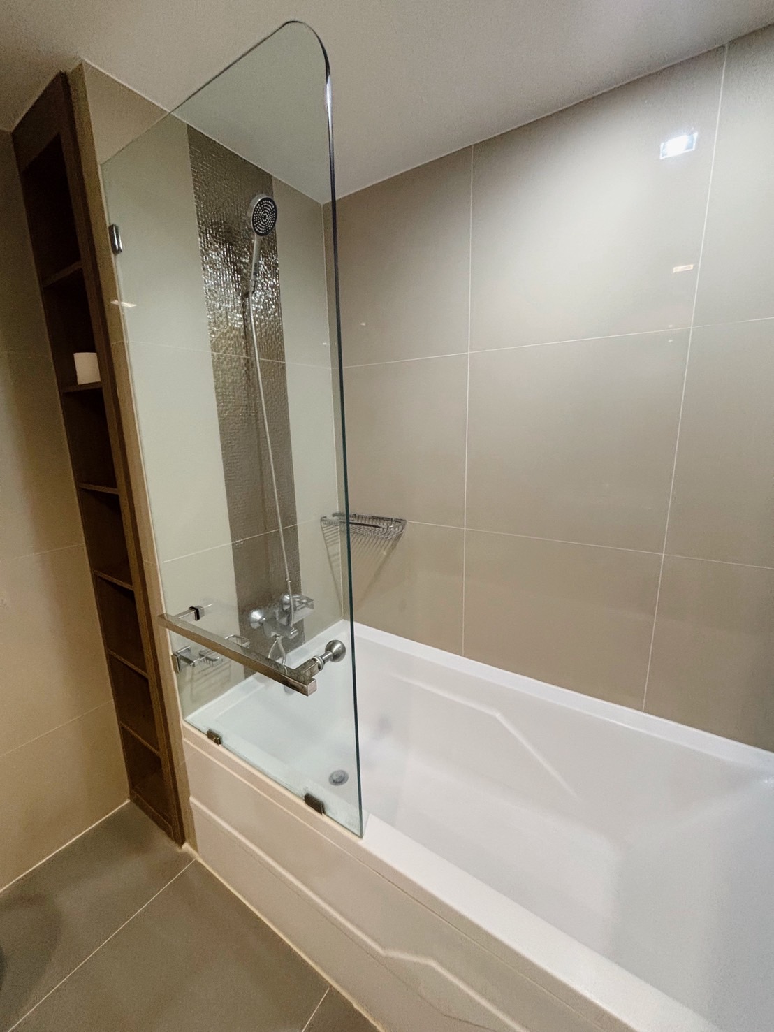 Three Bed Room Apartment For Rent
