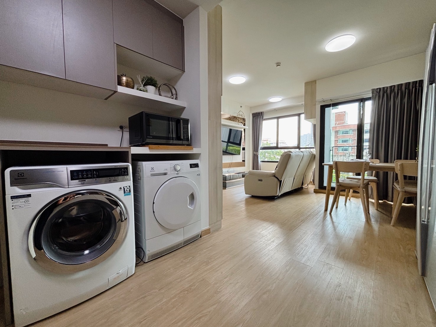 Three Bed Room Apartment For Rent