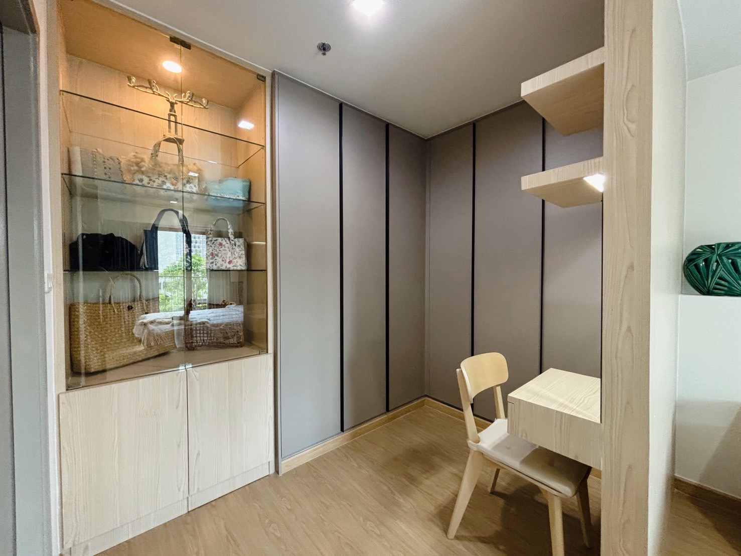 Three Bed Room Apartment For Rent