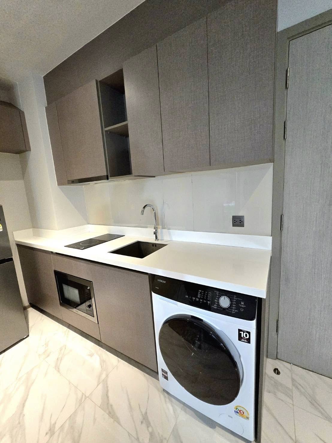 One Bedroom Condo For Rent