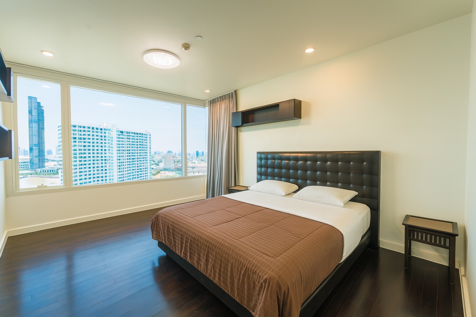 Three Bed Room Apartment For Rent