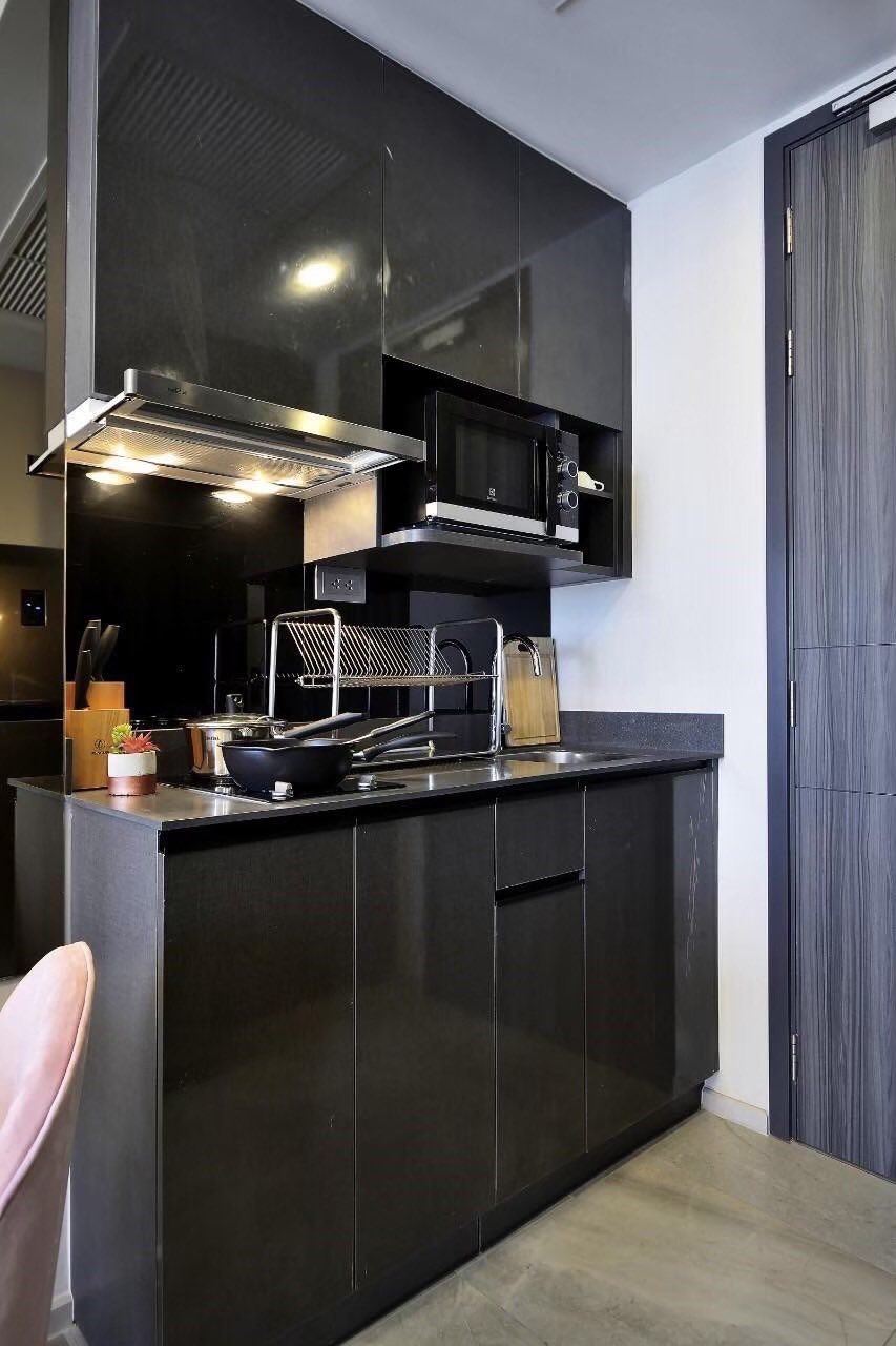 One Bedroom Condo For Rent