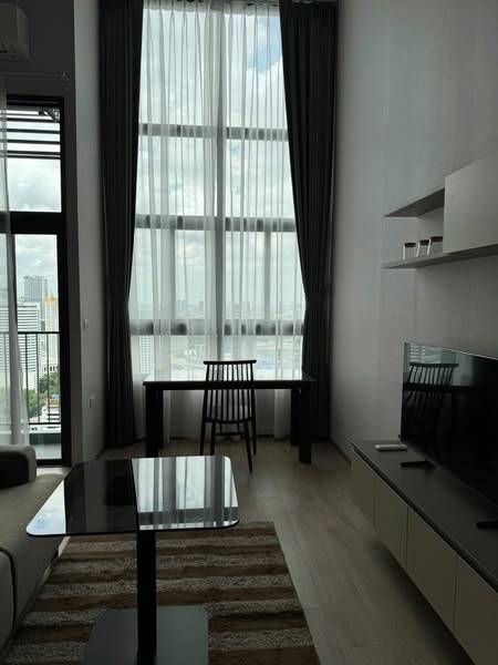 Duplex One Bedroom Apartment For Rent 