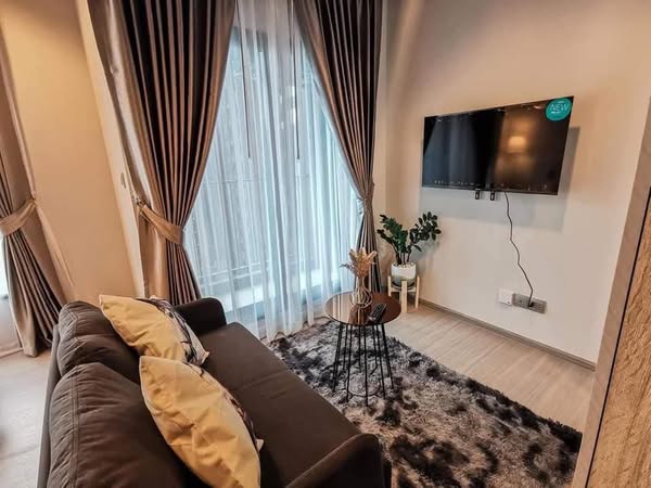 One Bedroom Condo For Rent