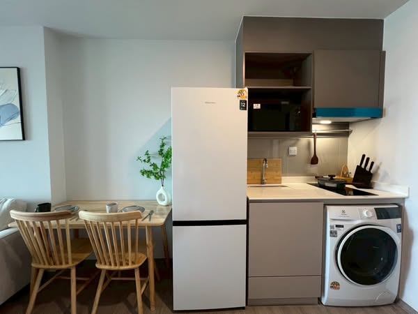 One Bedroom Condo For Rent