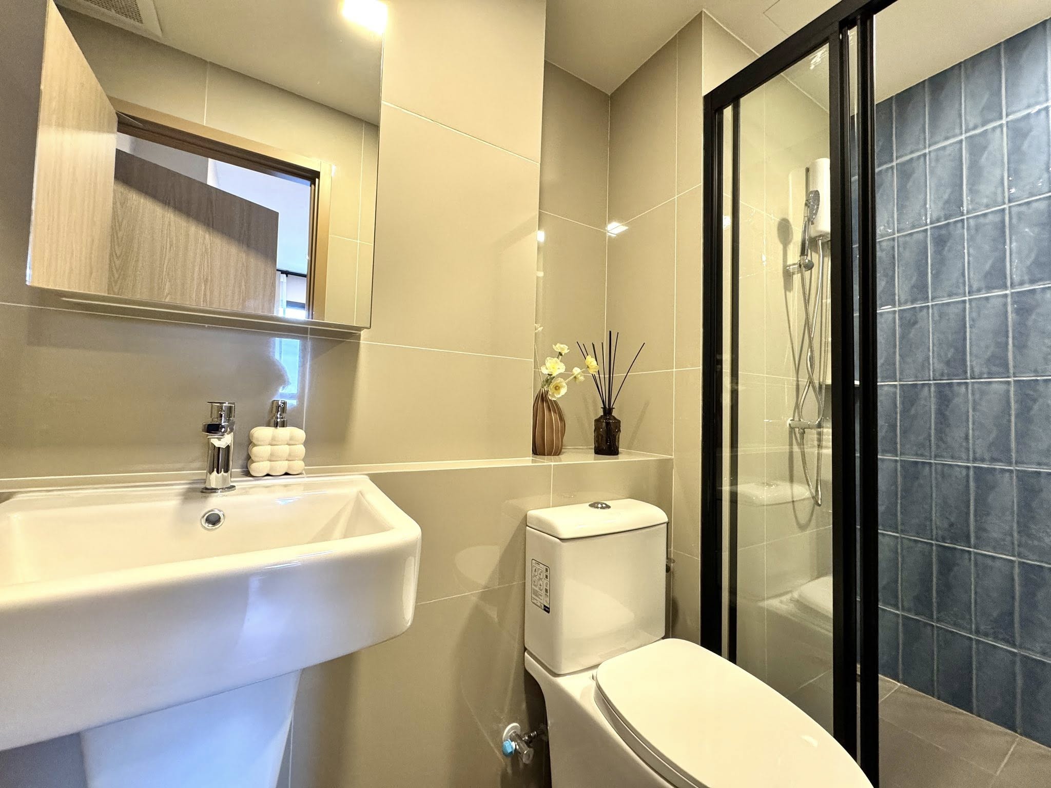 Two Bed Room Apartment For Rent