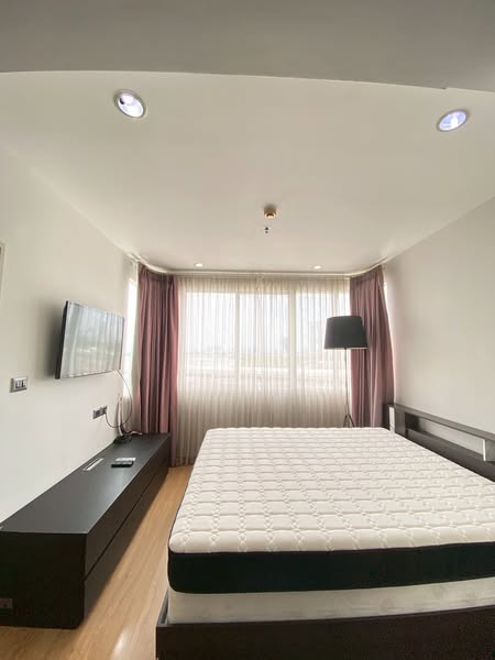 Two Bed Room Condo For Rent
