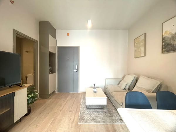 One Bedroom Condo For Rent