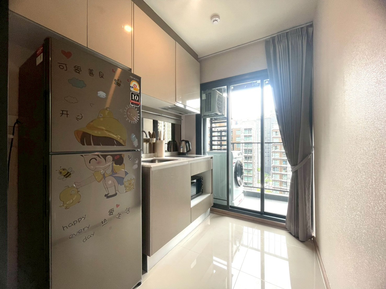 One Bedroom Condo For Rent