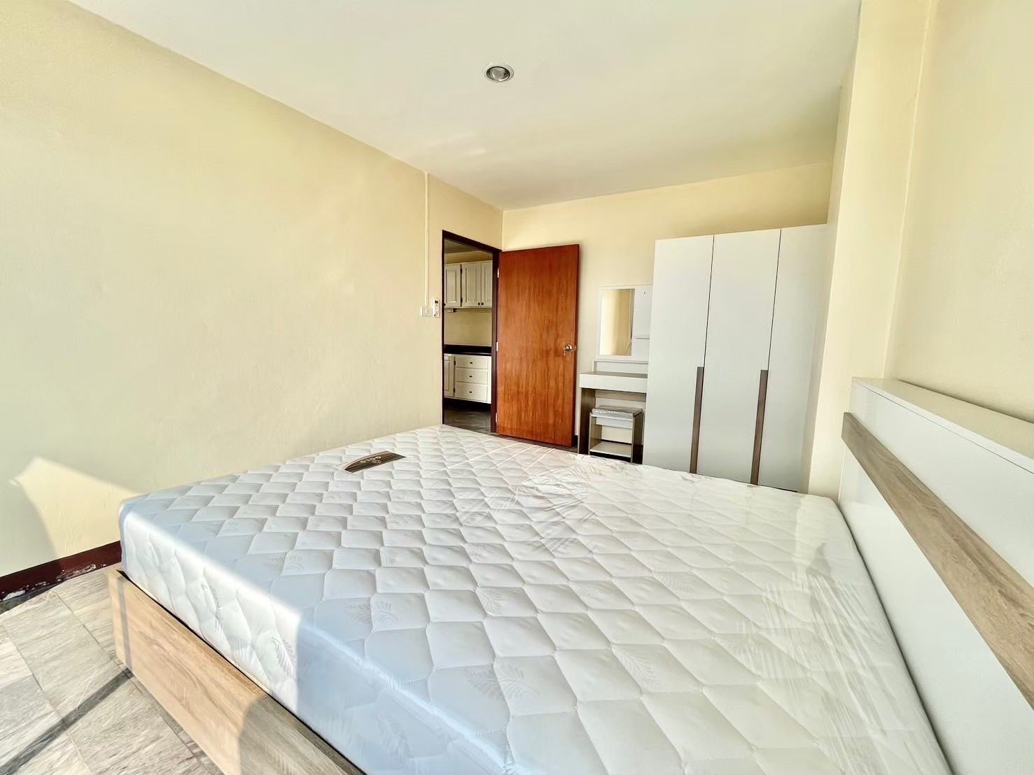 Two Bed Room Condo For Rent