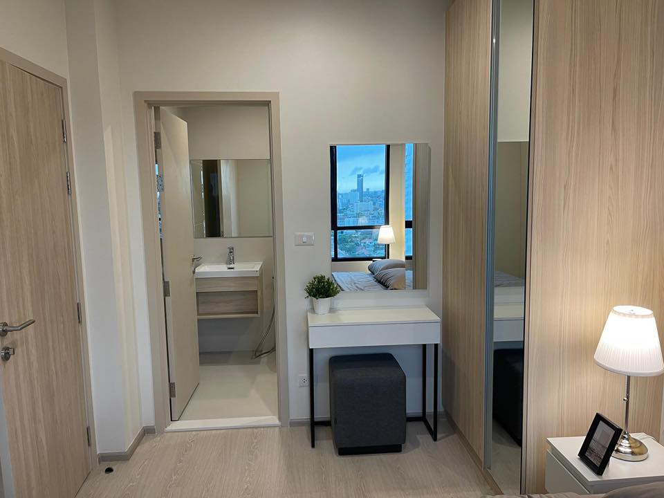 One Bedroom Condo For Rent