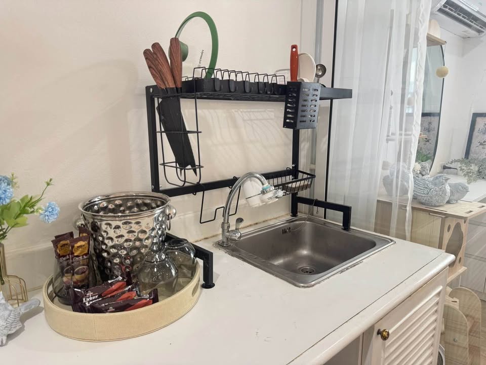 One Bedroom Condo For Rent