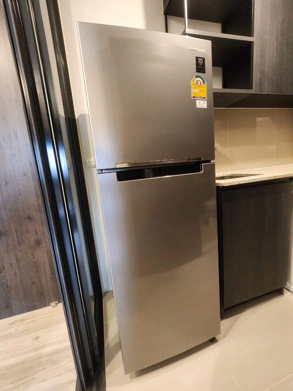 One Bedroom Condo For Rent