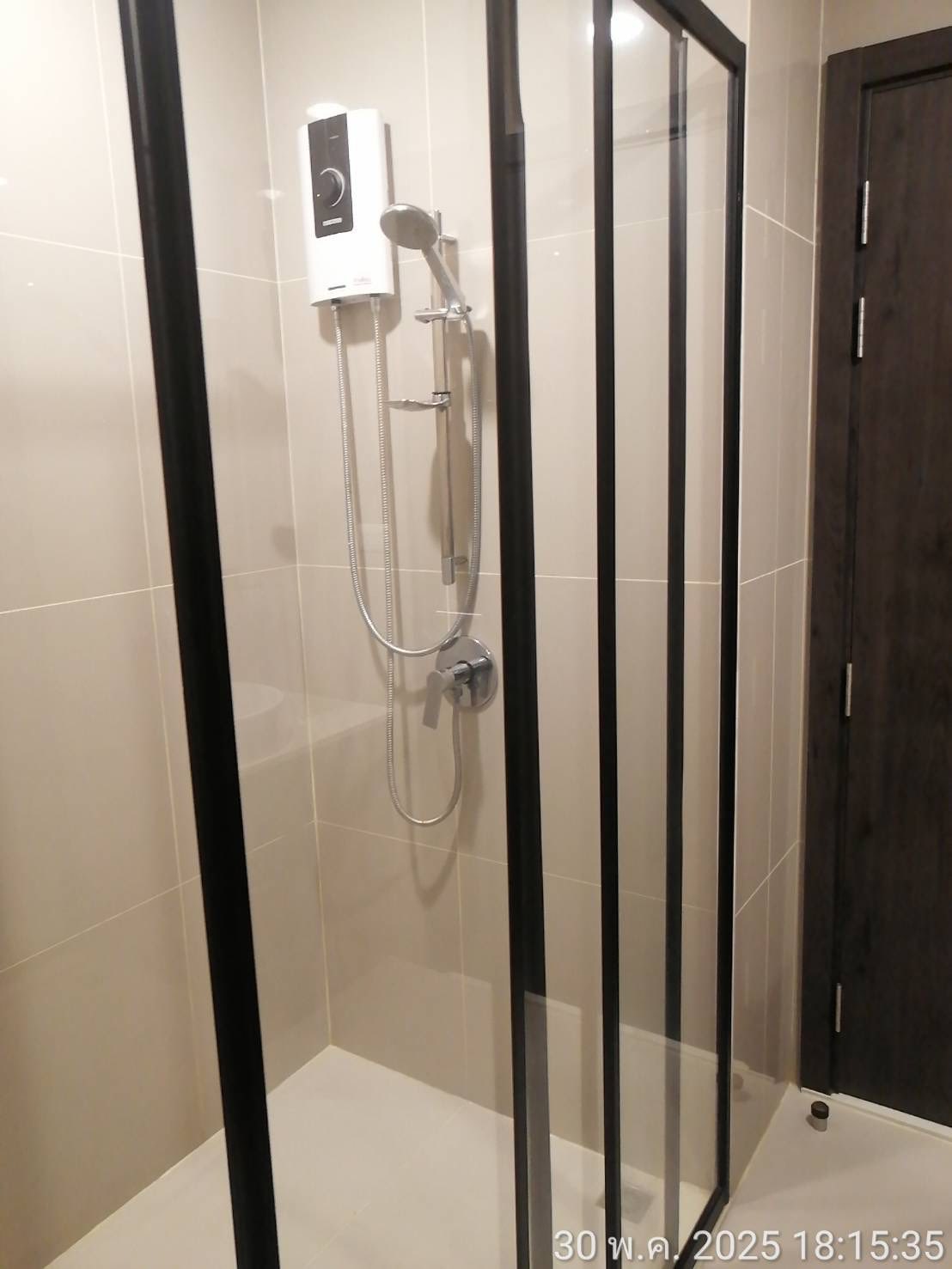 One Bedroom Condo For Rent