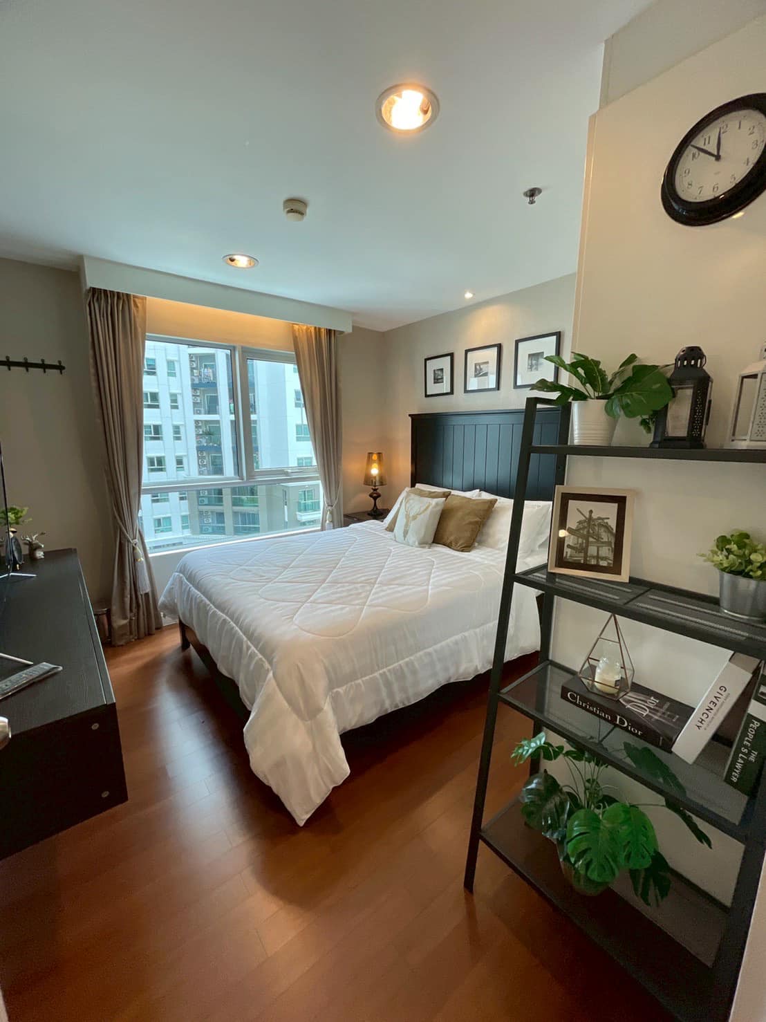 Three Bed Room Apartment For Rent