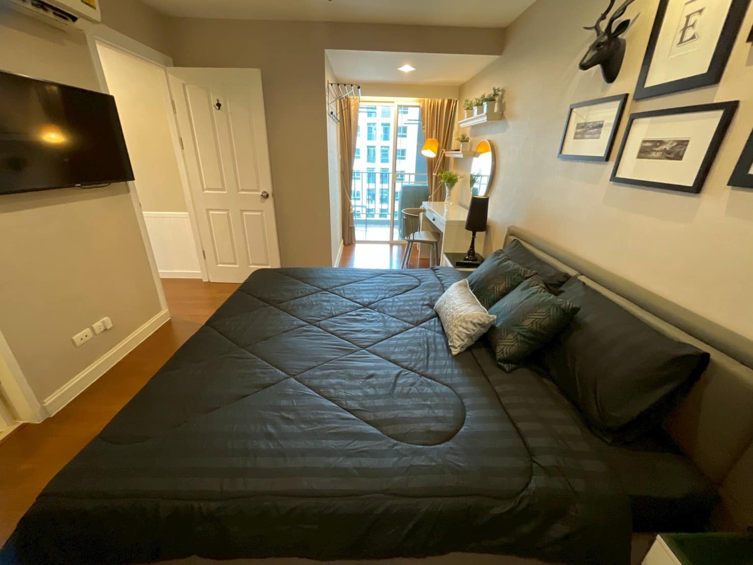 Three Bed Room Apartment For Rent