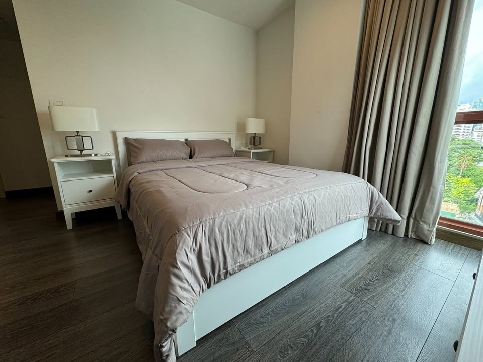 Large Three Bed Room Apartment For Rent