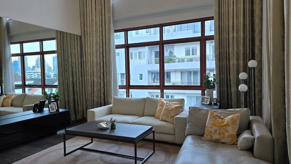 Large Three Bed Room Apartment For Rent