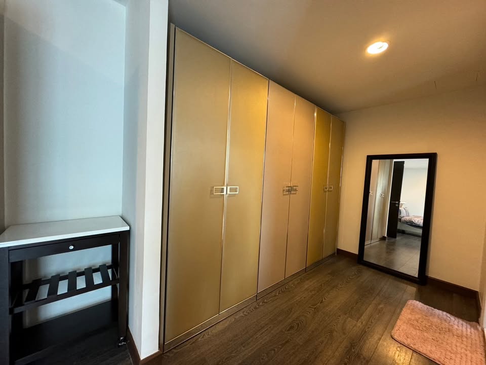 Large Three Bed Room Apartment For Rent