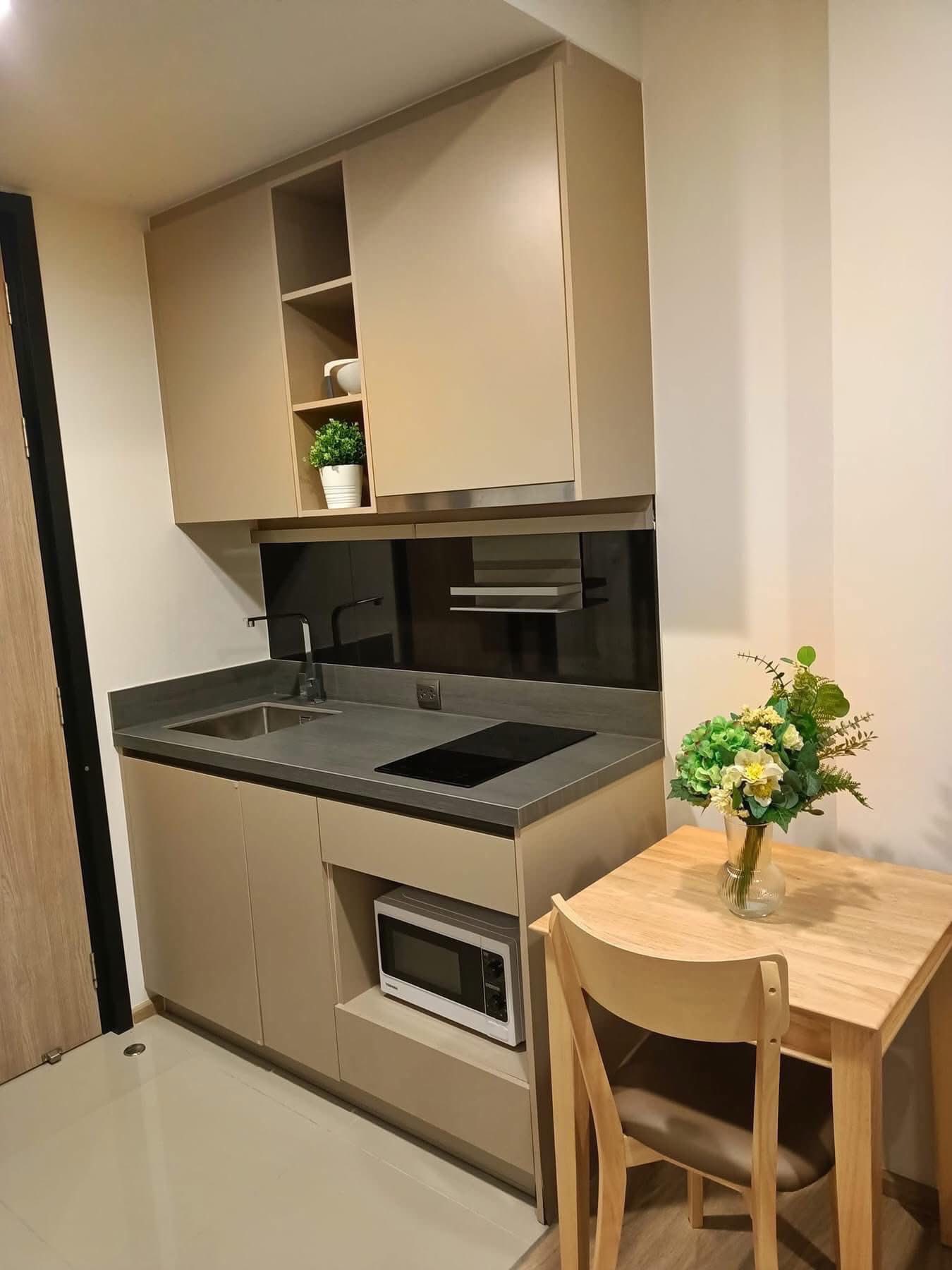 One Bedroom Condo For Rent