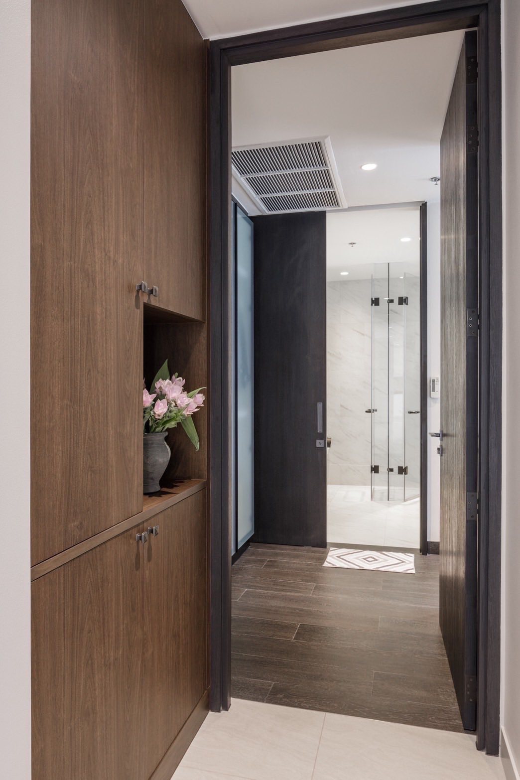 Large Two Bedroom Apartment For Rent