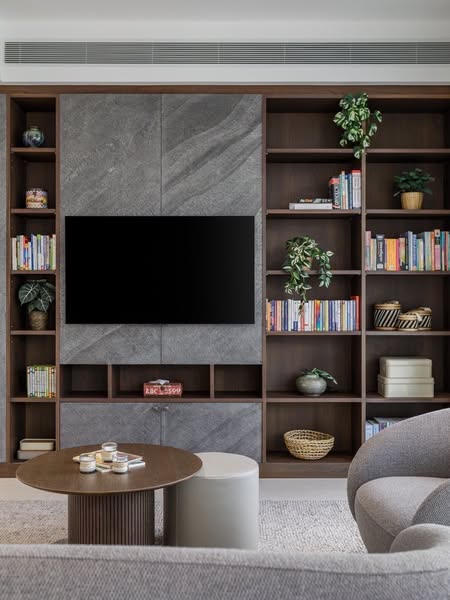 Large Two Bedroom Apartment For Rent