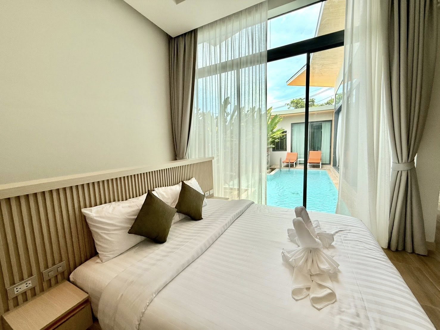 Pool Villa For Sale