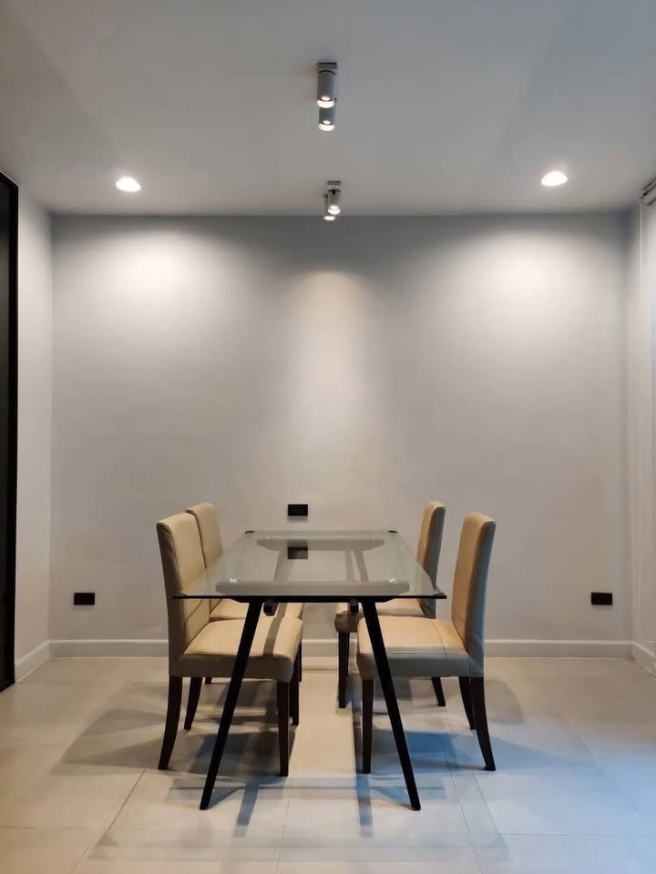 Town House For Rent