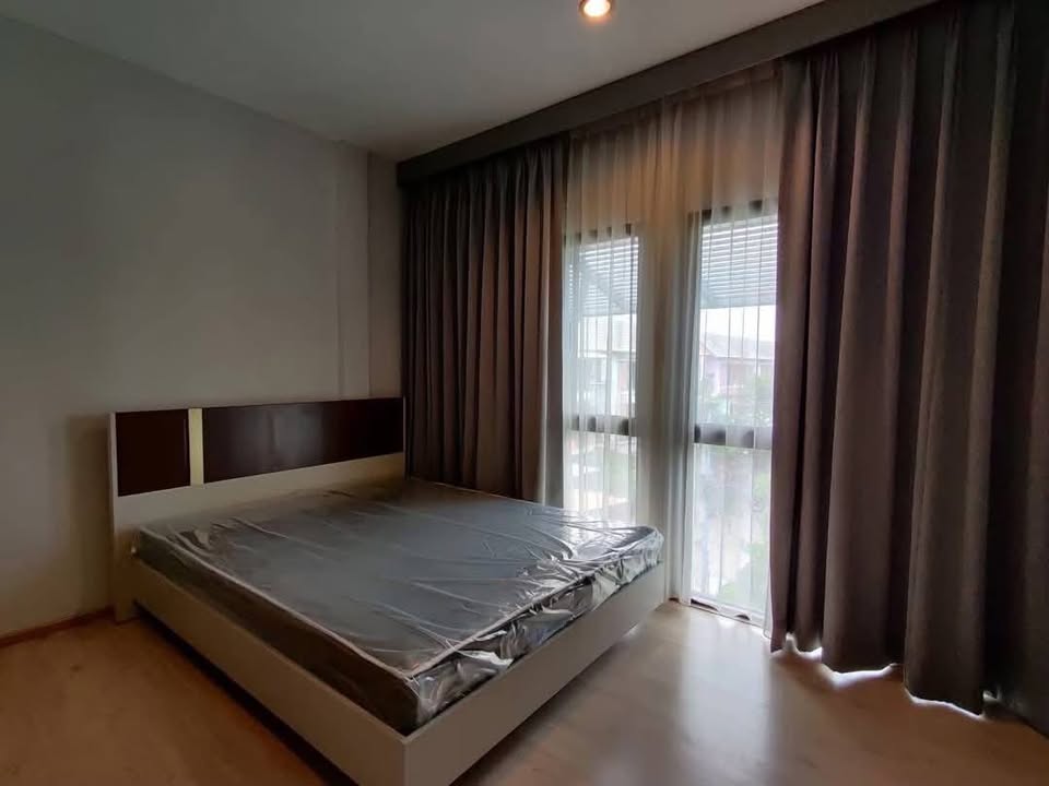 Town House For Rent