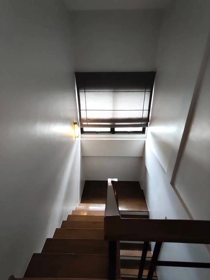 Town House For Rent