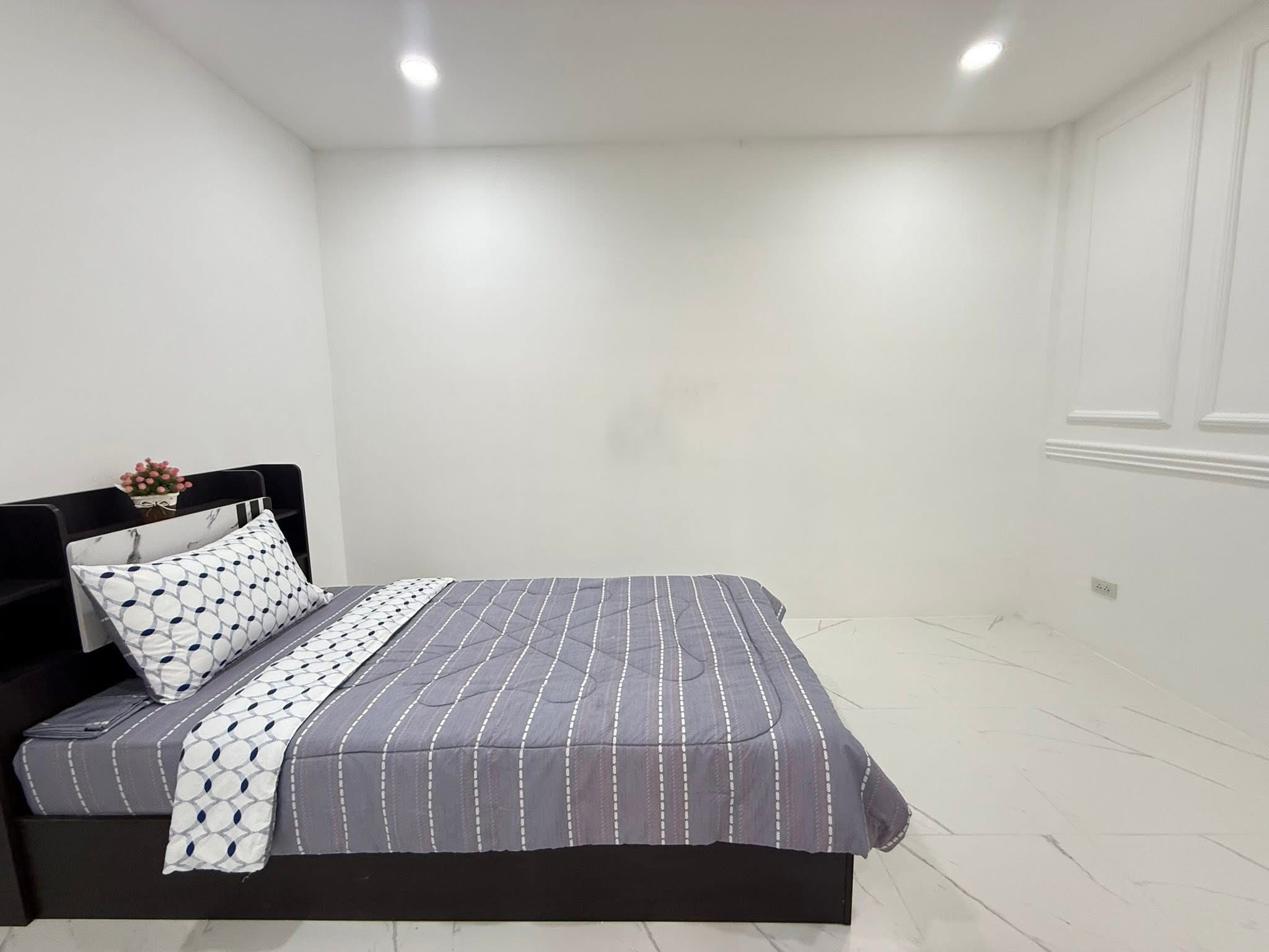 Town House For Rent