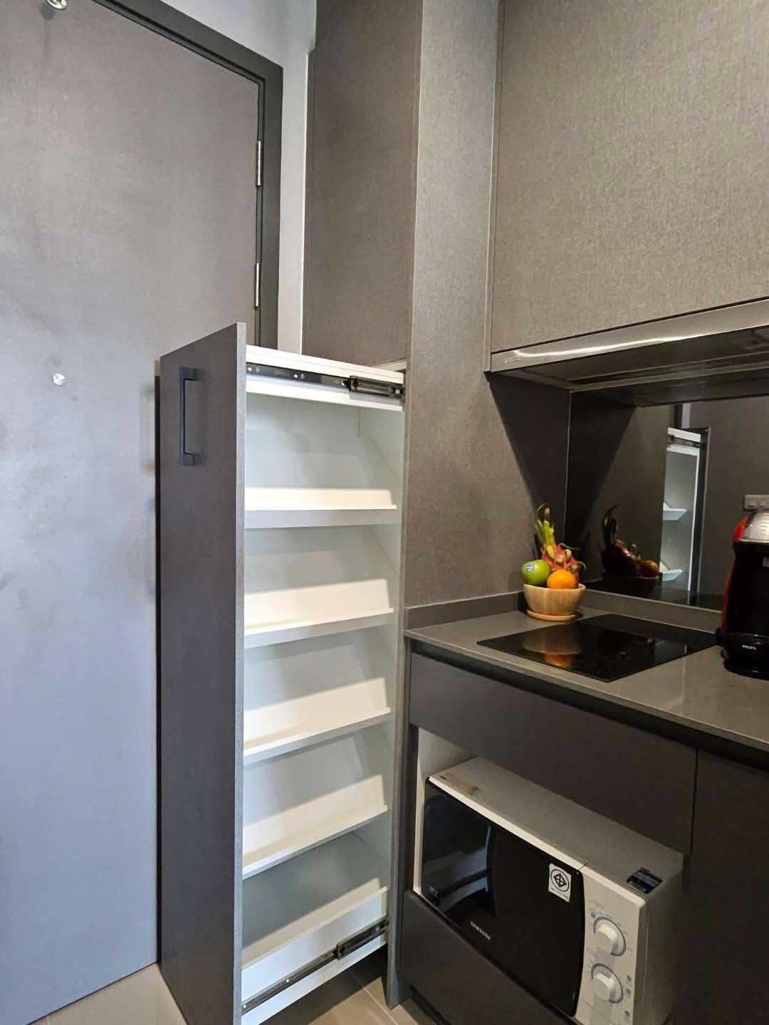 One Bedroom Condo For Rent