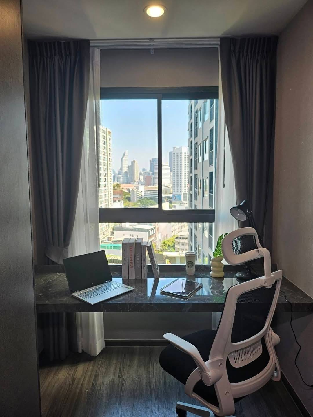 One Bedroom Condo For Rent