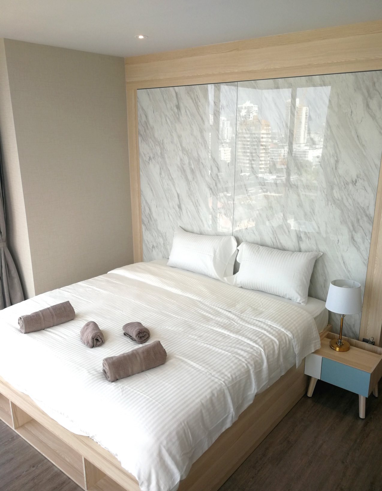 Two Bed Room Condo For Rent