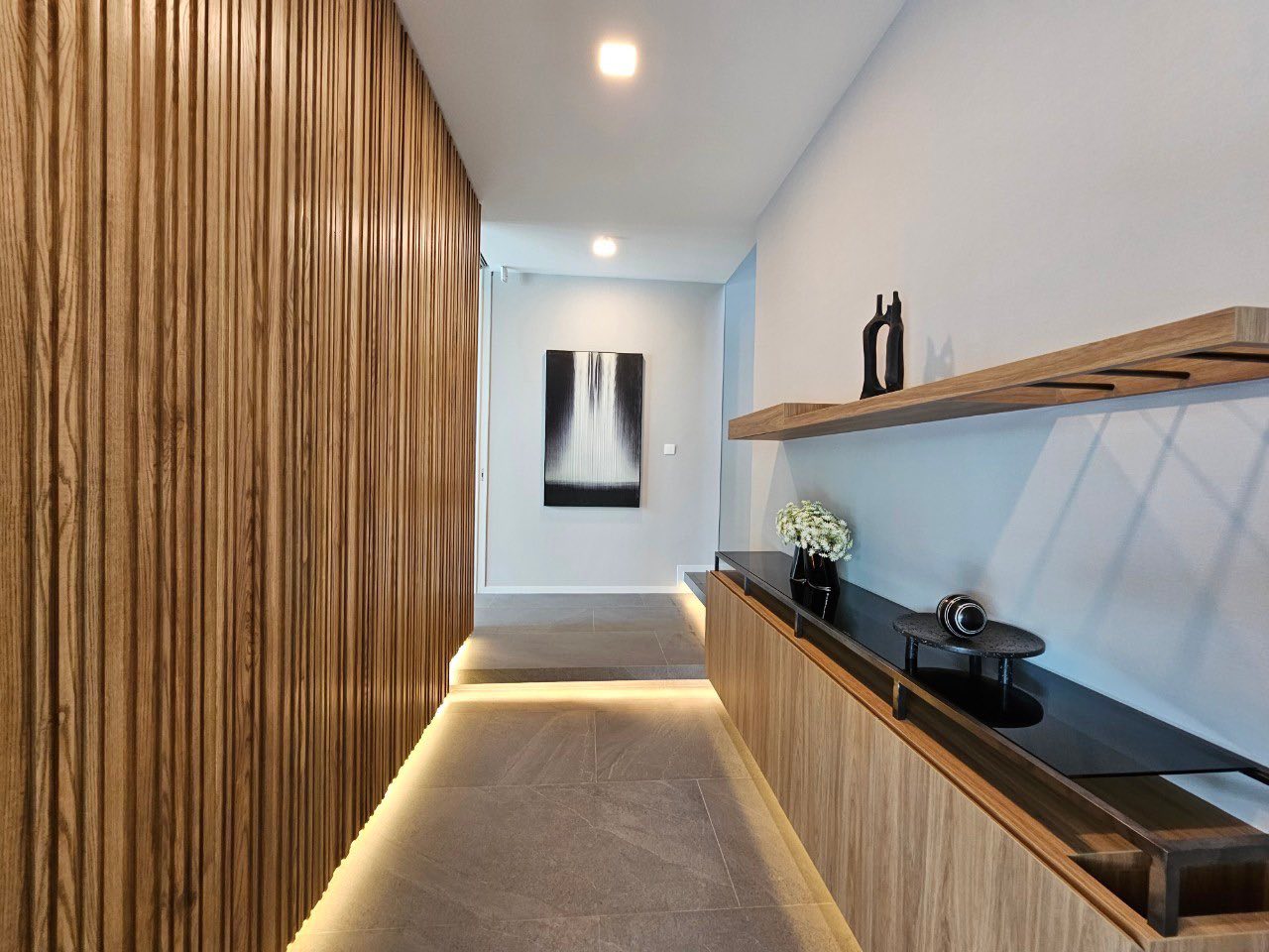 Beautiful Detached House For Rent