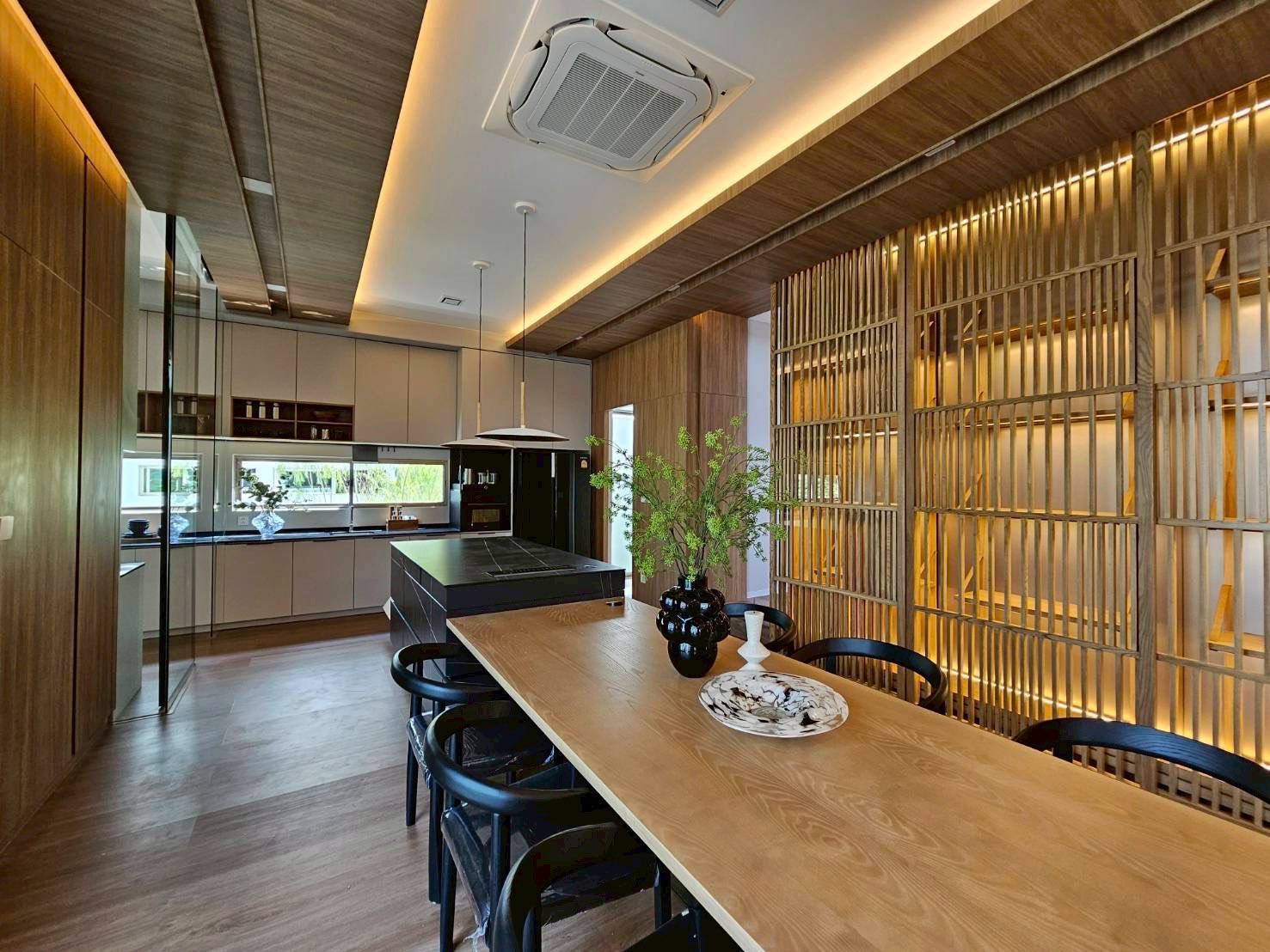 Beautiful Detached House For Rent
