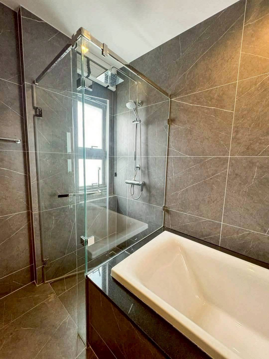 Beautiful Detached House For Sale