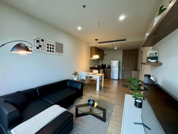 One Bedroom Condo For Rent
