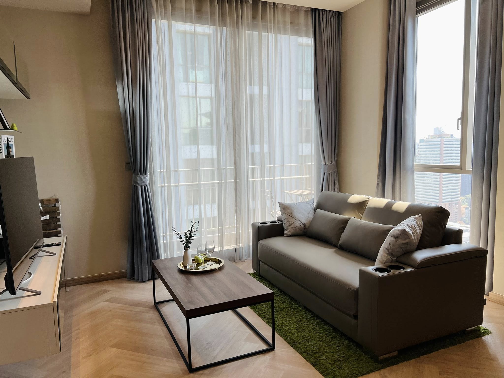 One Bedroom Condo For Rent