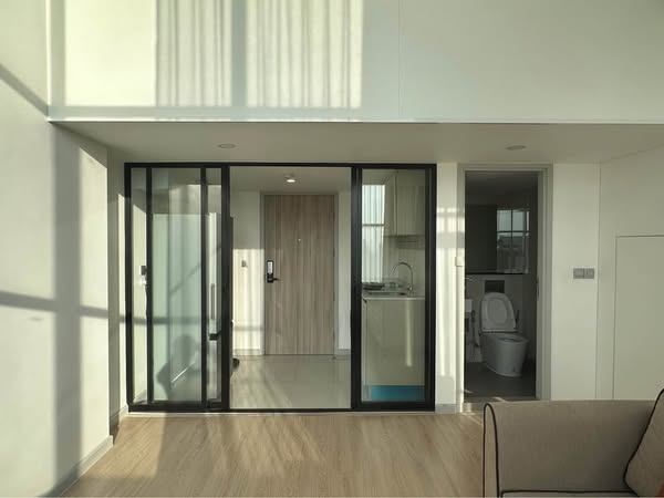 Duplex One Bedroom Apartment For Rent 