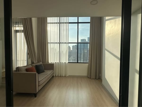 Duplex One Bedroom Apartment For Rent 