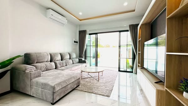Pool Villa For Rent