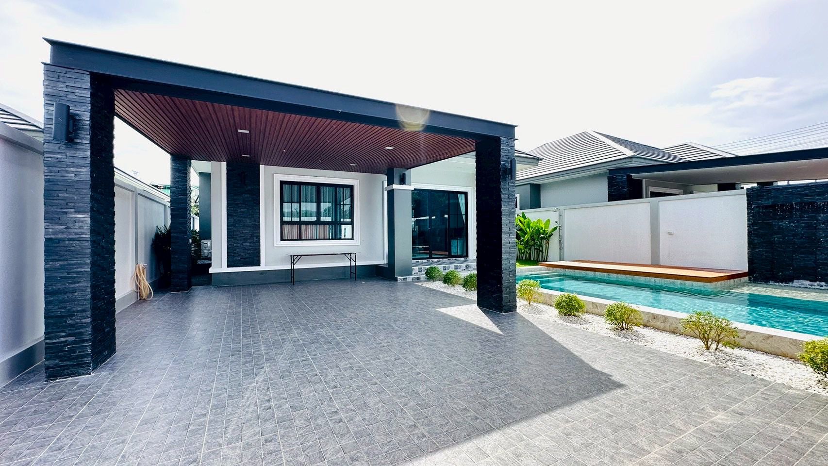 Pool Villa For Rent