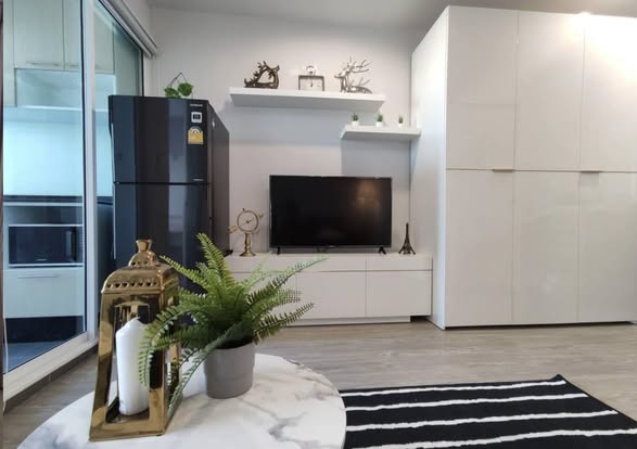 One Bedroom Condo For Rent