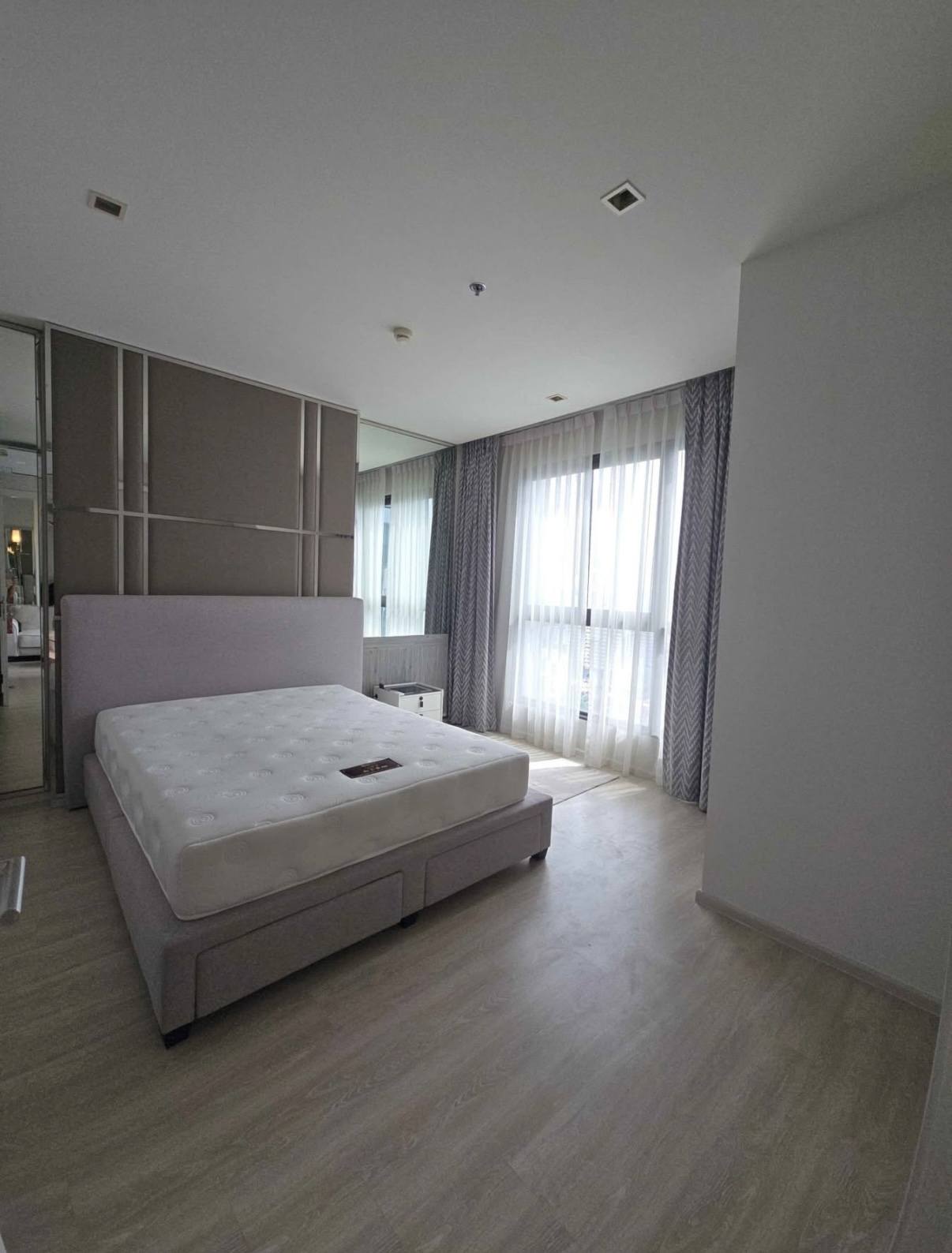 One Bedroom Condo For Rent