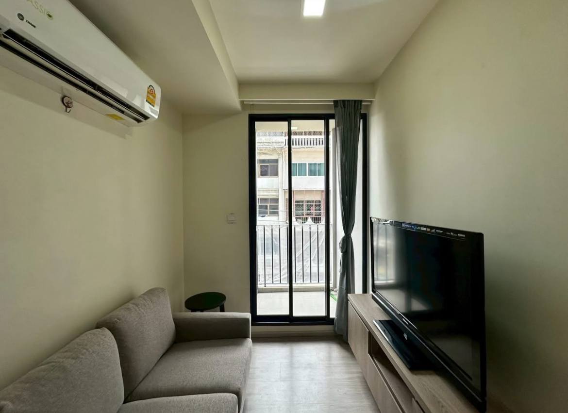 One Bedroom Condo For Rent